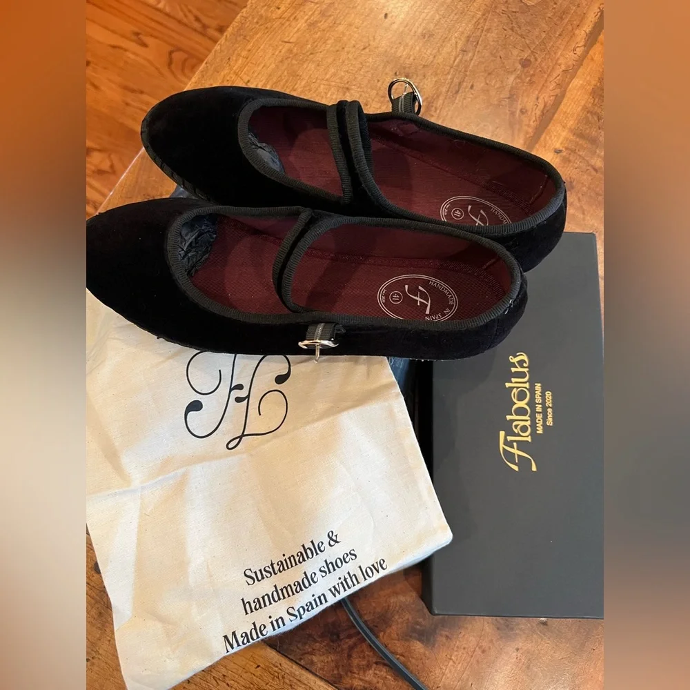 Black Velvet Flats with Strap - Picture 7 of 9